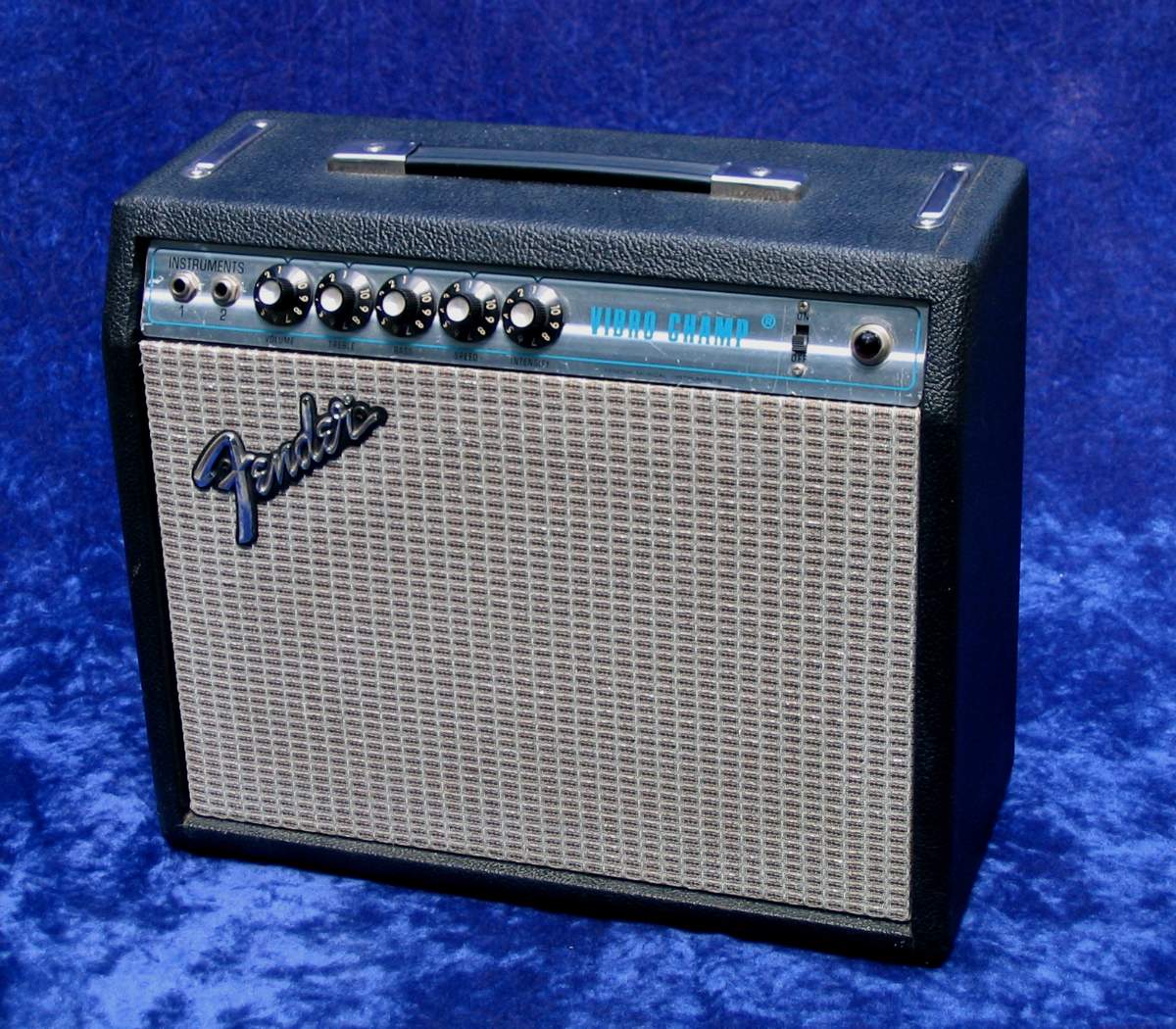 Fender 1977 Silverface Vibro Champ